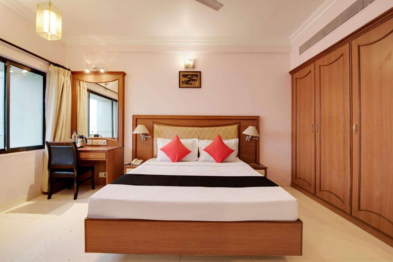 Capital O 41646 Hotel Devi Towers Salem Buitenkant foto