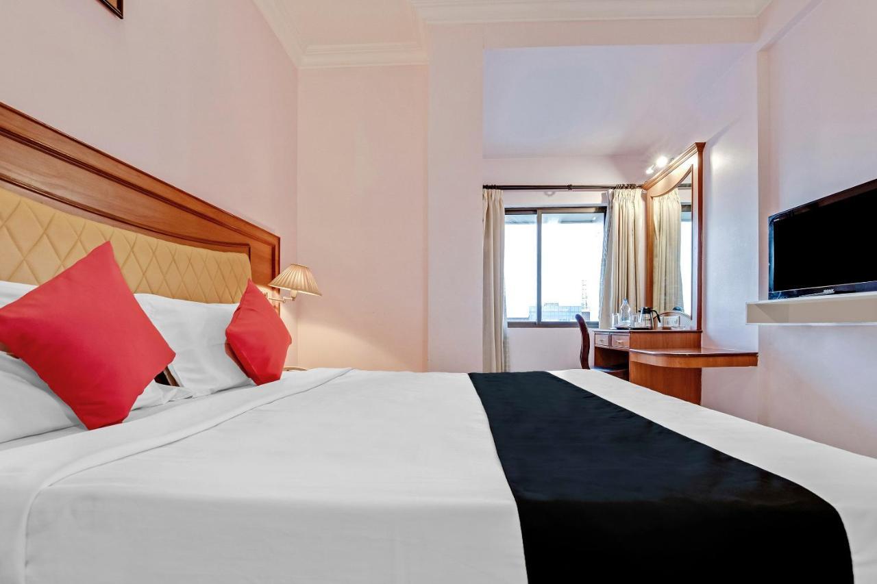 Capital O 41646 Hotel Devi Towers Salem Buitenkant foto